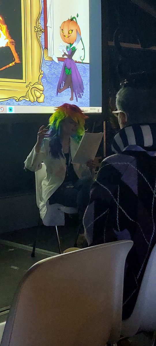 Pumpkin Queen tweet media