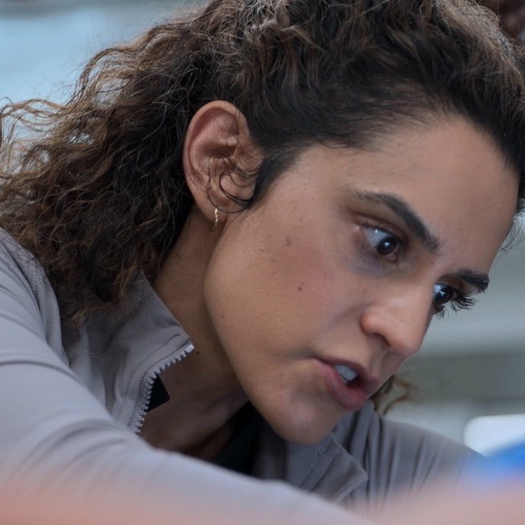 katie 🦌 tweet media