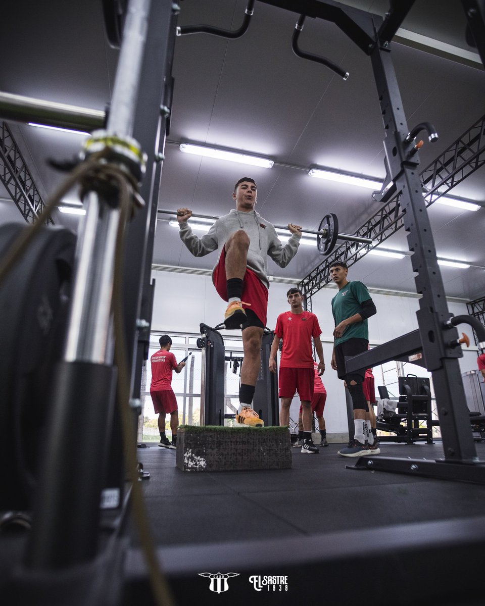 BOSTON RIVER / FORMATIVAS tweet media