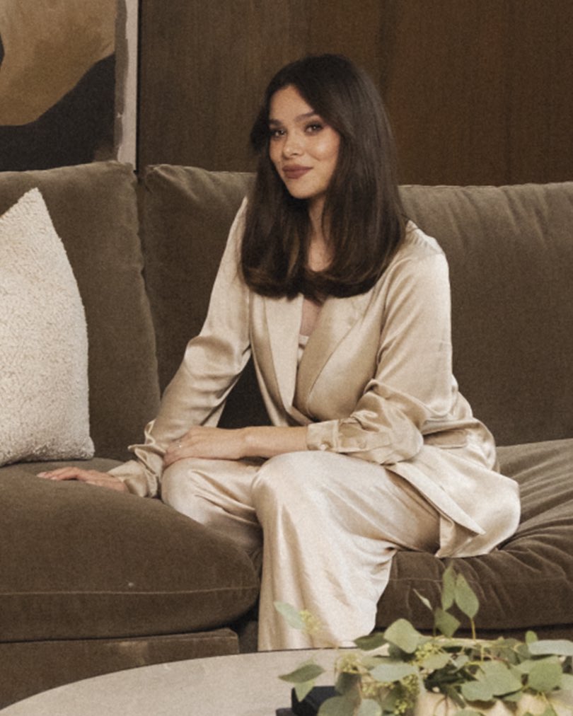 best of hailee steinfeld tweet media