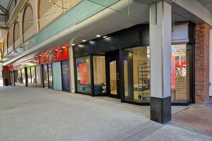 patrici55433882's tweet image. Another new shop confirms when it will open in #Sheffield city centre