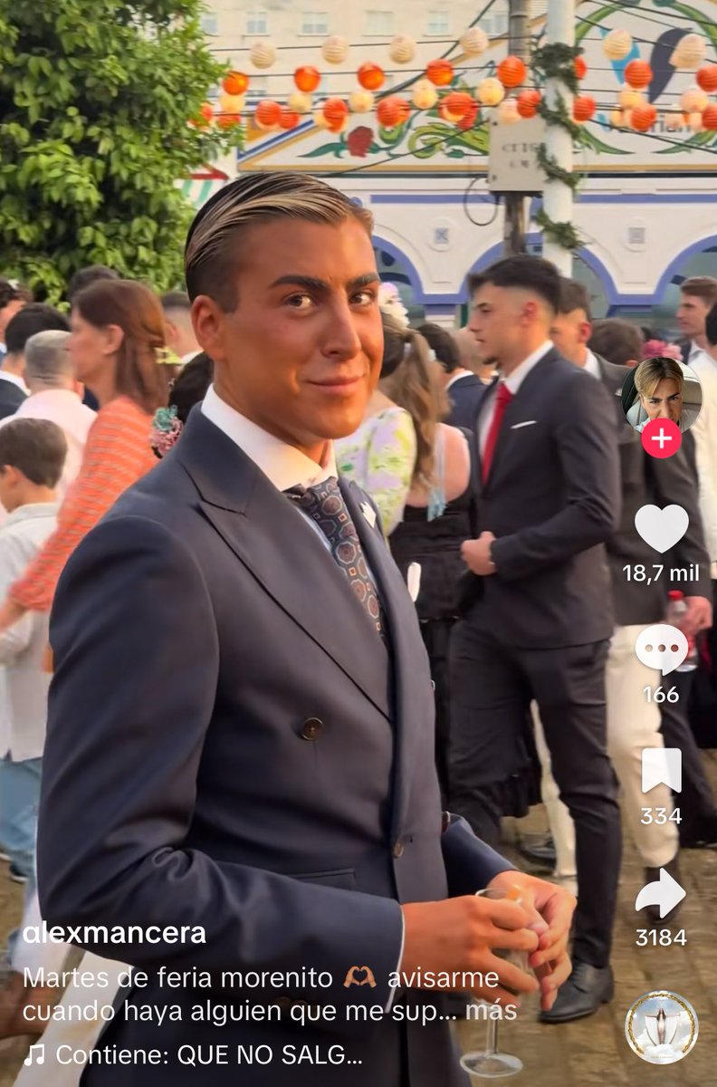 El tema bronceado en la feria se está poniendo para que el palio de la Virgen de los Ángeles saque ocho tramos de penitentes en #semanasanta27

Ojú.