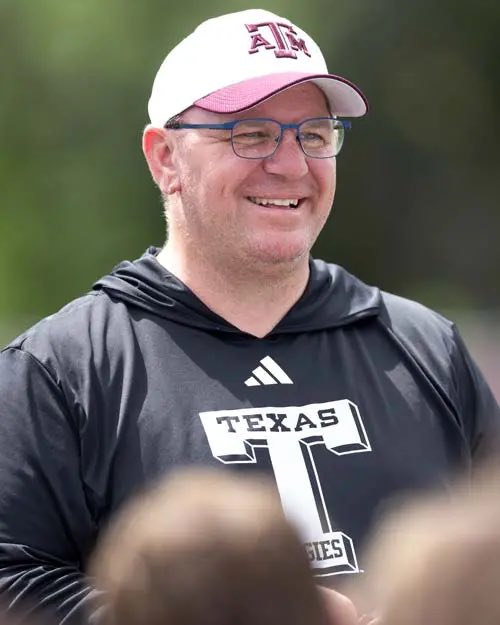 AgKnocks tweet media