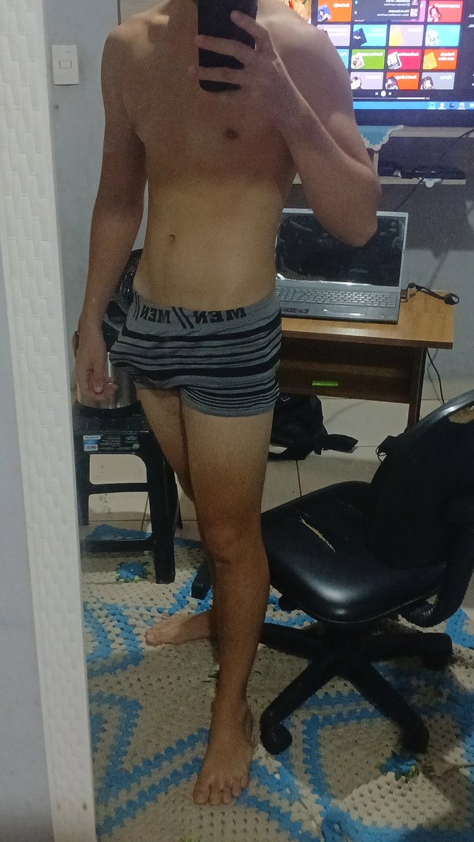 Belphegor337's tweet image. Venha ser minha putinha, servir um macho de verdade que te coloca no lugar que você merece, abaixo de mim.
.
.
.
#findom #cashmaster #alphamaster #footmaster #finsub #cashslave #cashpig #straightcashmaster #feet #paypig #PINTOAWARDS