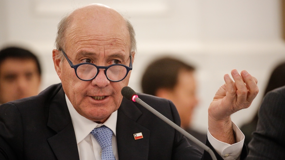 Cooperativa's tweet photo. Reconstrucción: Quiroz admite que incentivos tributarios no garantizarán nuevas contrataciones https://t.co/x5tH48y5oo https://t.co/eoLHH7FDkE