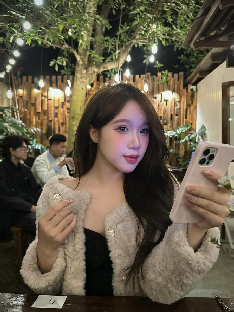 _trang______ tweet media