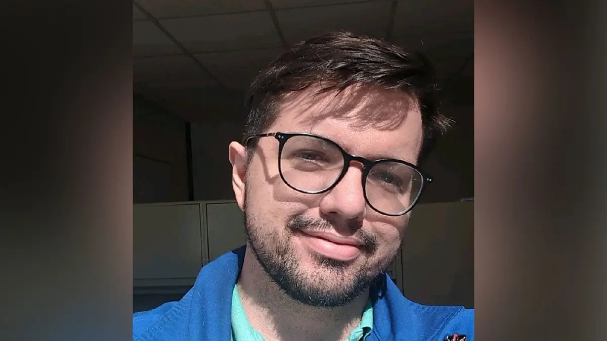 🚨:NASA nuclear engineer found dead in burned Tesla after vanishing from his Alabama home last year