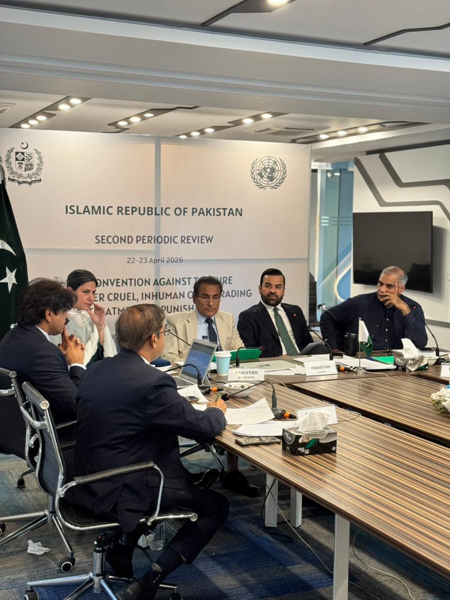 ChildInsti76437's tweet photo. @BrAqeelMalik Minister of State for Law and Justice, Headed Pakistan’s delegation at the 84th Session of the UN Committee Against Torture (CAT), accompanied by Mr Abdul Khalique Shaikh, Secretary, MoHR; Mr M. Arshad, DG, MoHR; Ms Rabeea Hadi, DG CPI; https://t.co/uM2lUss0bN