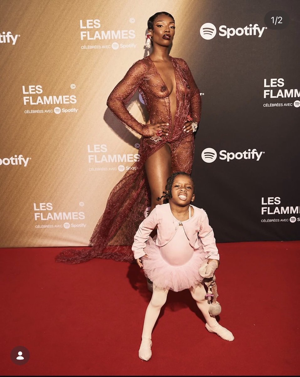 Iris ✰ tweet media