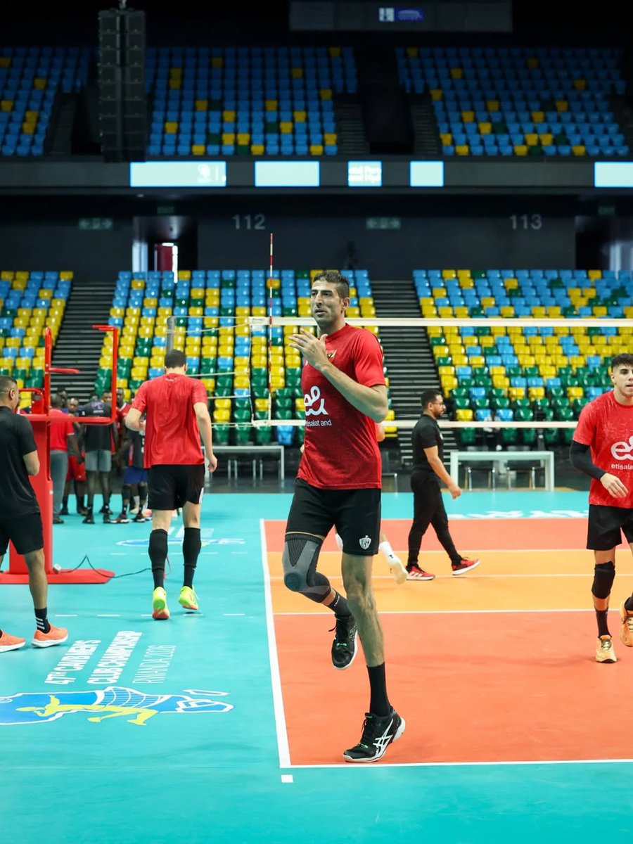 Ayingeneye15791's tweet image. Volleyball iri I #Kigali  ni urundi rwego peeeeee 🔥 
#BkArena 
#RoadToKigali
#MAVCC2026