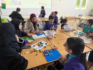 LomeshayeJunior's tweet image. Our LEGO Challenge Family Workshop went down a storm today! 🧱✨ Great to see our sports hall packed with learners and families enjoying a range of creative builds and fun challenges together. Thank you to everyone who joined us! #FamilyWorkshop #Teamwork #Creativity