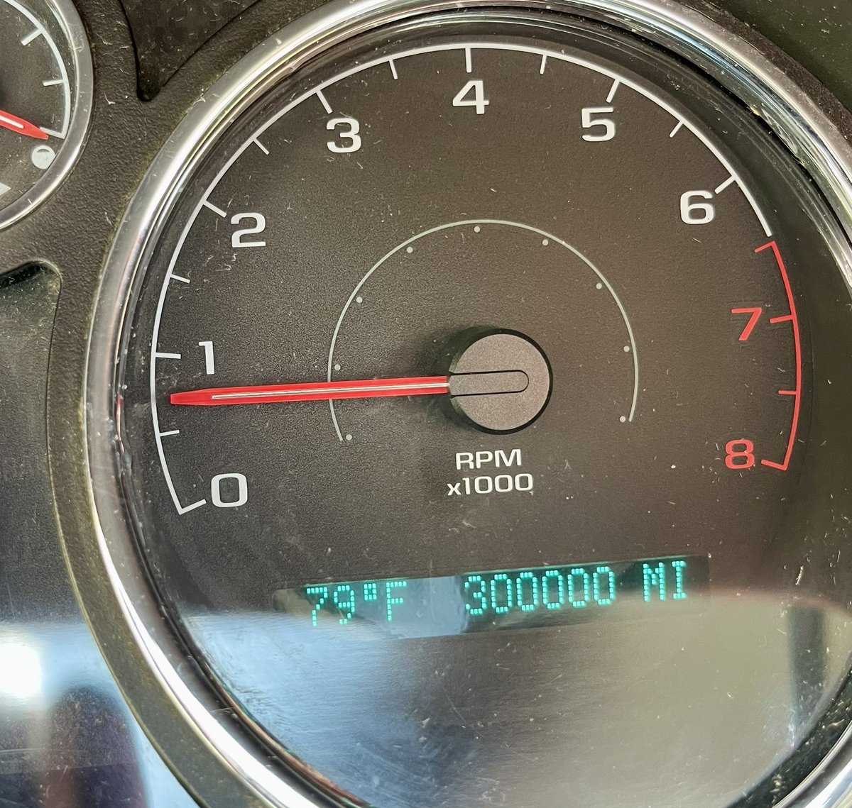 bizarroworld77's tweet image. The lil’ 2008 Chevrolet Cobalt that could, finally did.

This afternoon, the old gal crossed the 300,000 mile mark — entering a stratosphere not many vehicles on this planet ever reach.

Now on to 400,000!! @chevrolet @GM 
#Chevrolet #GeneralMotors #chevy #chevroletcobalt