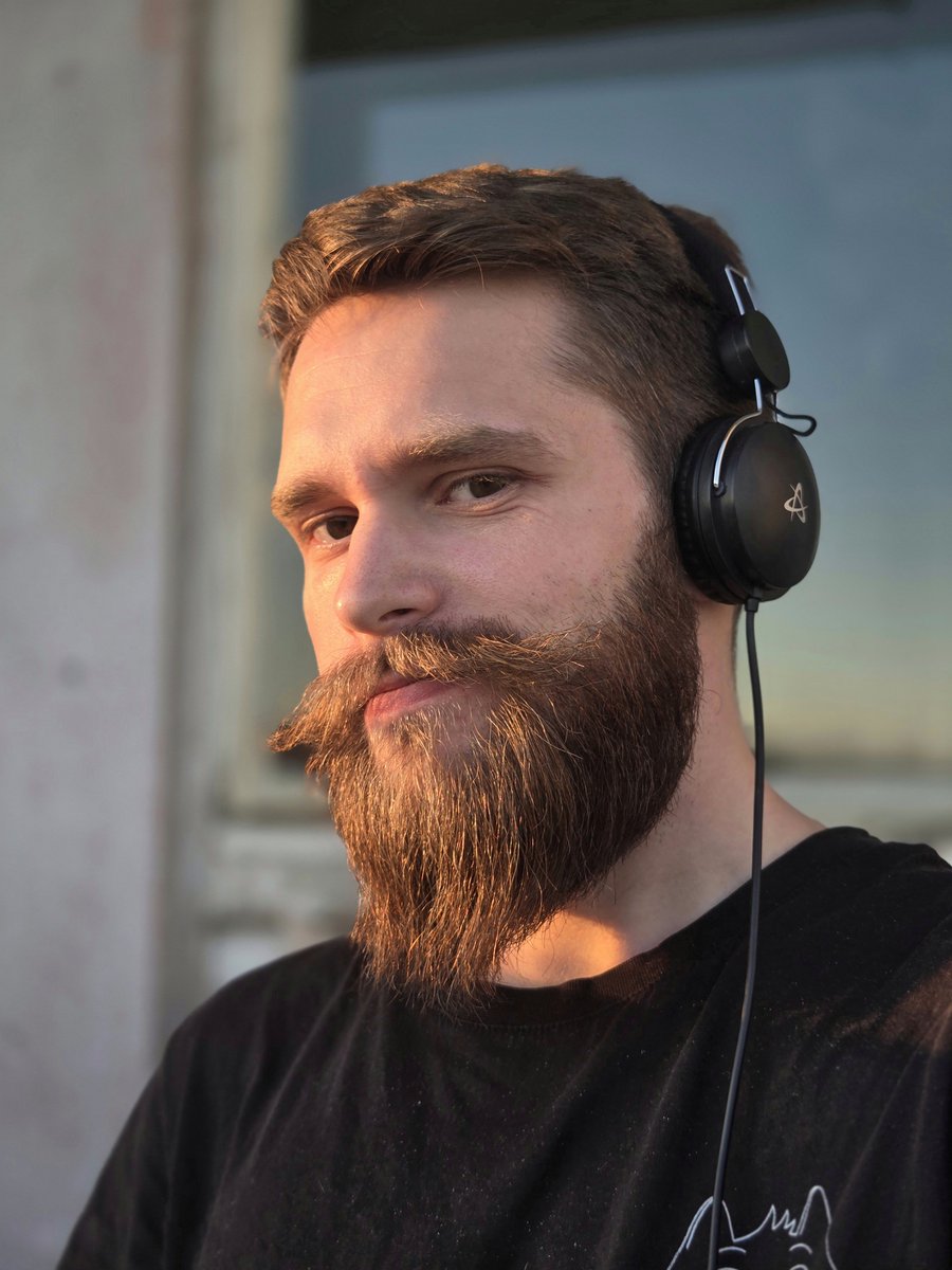 gena gena gena tweet media