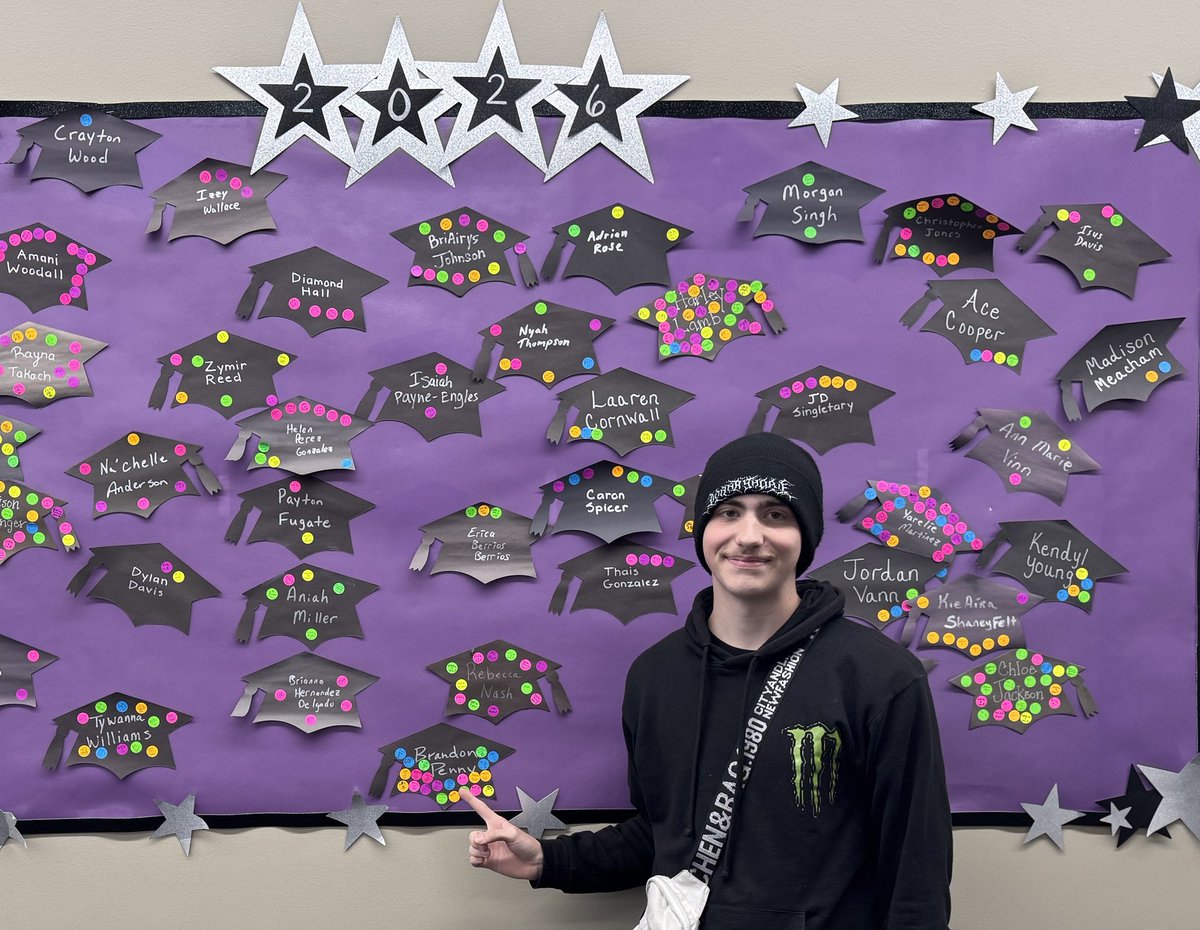MVPMiddies's tweet image. CONGRATULATIONS TO MIDD STATE'S NEWEST 2026 GRADUATE, BRANDON PENNY!! 
#MiddieRising 
#Brandon_IsRising 
#MiddiePride 
#MiddStateGrad 
#MiddStateFamily
@MayfieldTweets
@MMSMiddies
@MHSMiddieTweets