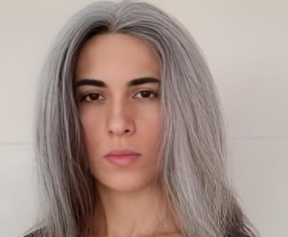 AydaRostami867's tweet image. Fariba Hosseini was sentenced to five years in prison on the charge of “assembly and collusion,” and an additional one year for “propaganda against the state.” 

Fariba Hosseini is a 37-year-old dentist.

#Iran 
#IranProtests 
@womenpostingws 
@iwro_org

wncri.org/2026/04/23/two…
