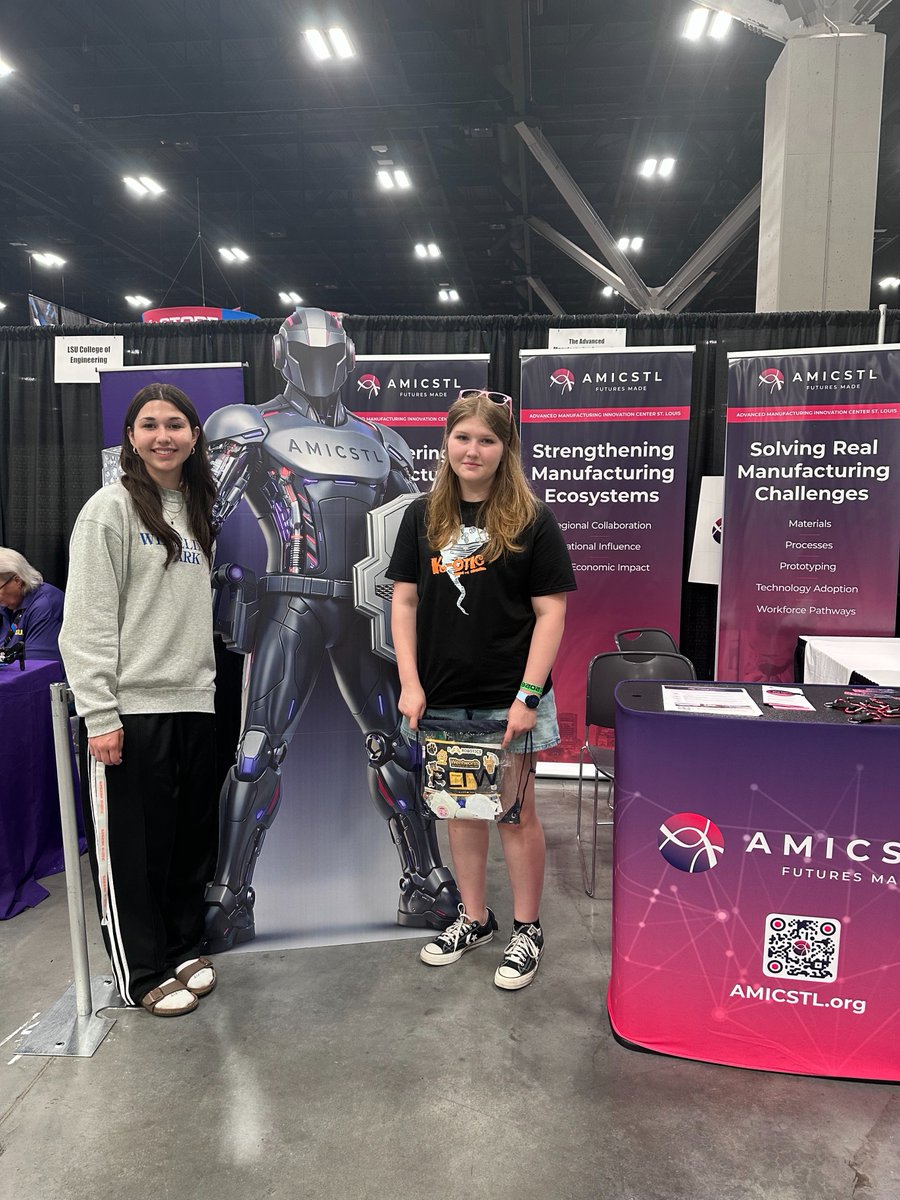 AMIC_STL's tweet image. The energy is high at the VEX Robotics World Championships. Students from across the globe have worked hard to earn their spot!

And we brought a new friend along... meet the FutureMaker,  AMICSTL's superhero.

@REC_Foundation

#AMICSTL #AdvancedManufacturing #VEXWorlds
