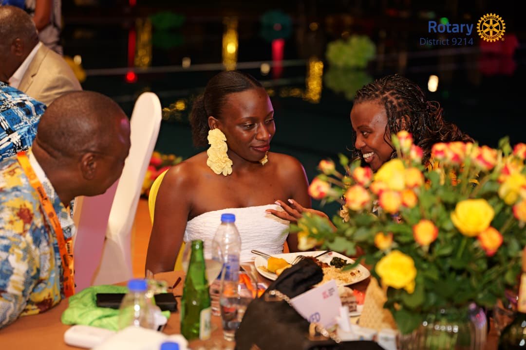 Rotaract District 9214 tweet media