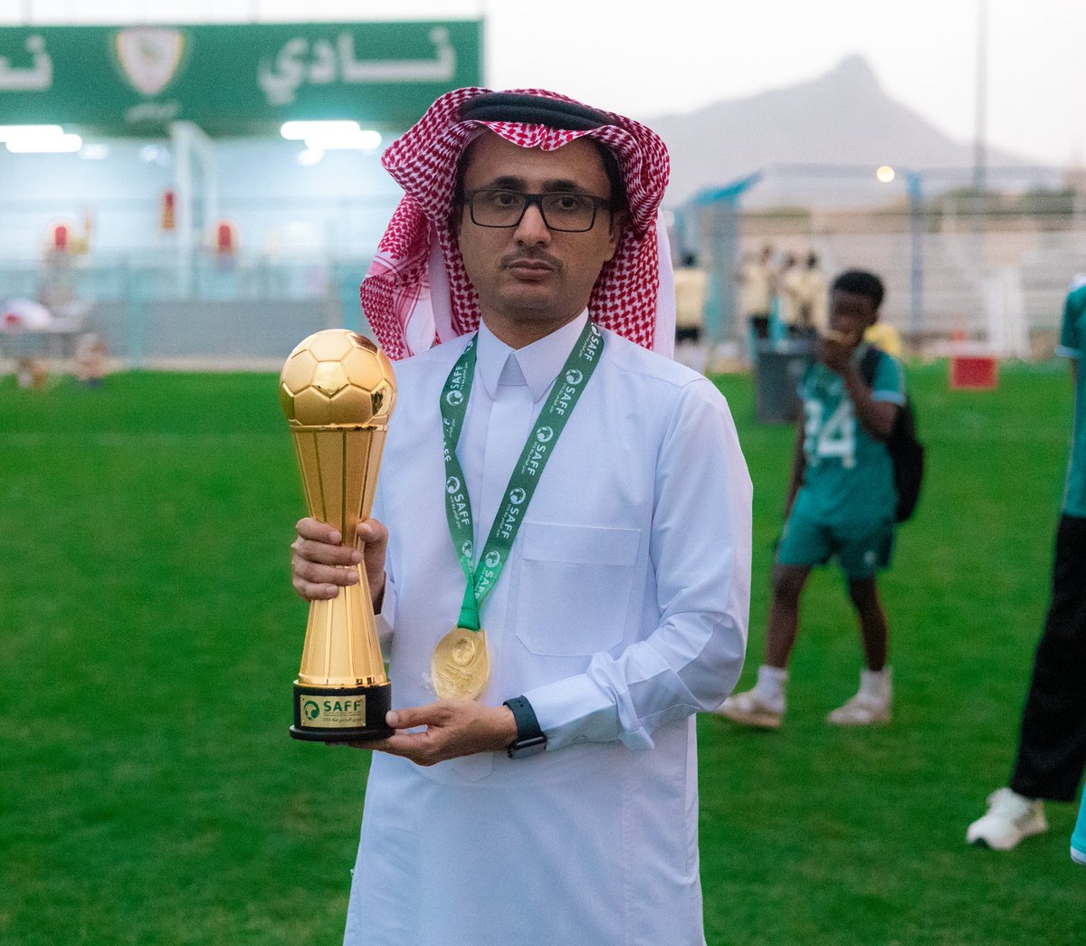 علي ال رشه tweet media
