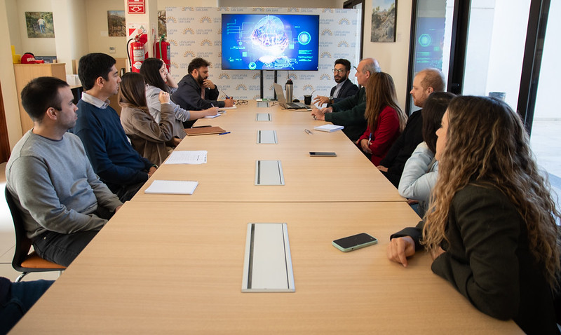 cosmos935's tweet image. Legislatura
La Cámara de Diputados inició el trabajo interinstitucional para la implementación responsable de inteligencia artificial
#Legislatura #InteligenciaArtificial #sanjuan
ver más en fmcosmos.com/noticias/2026/…