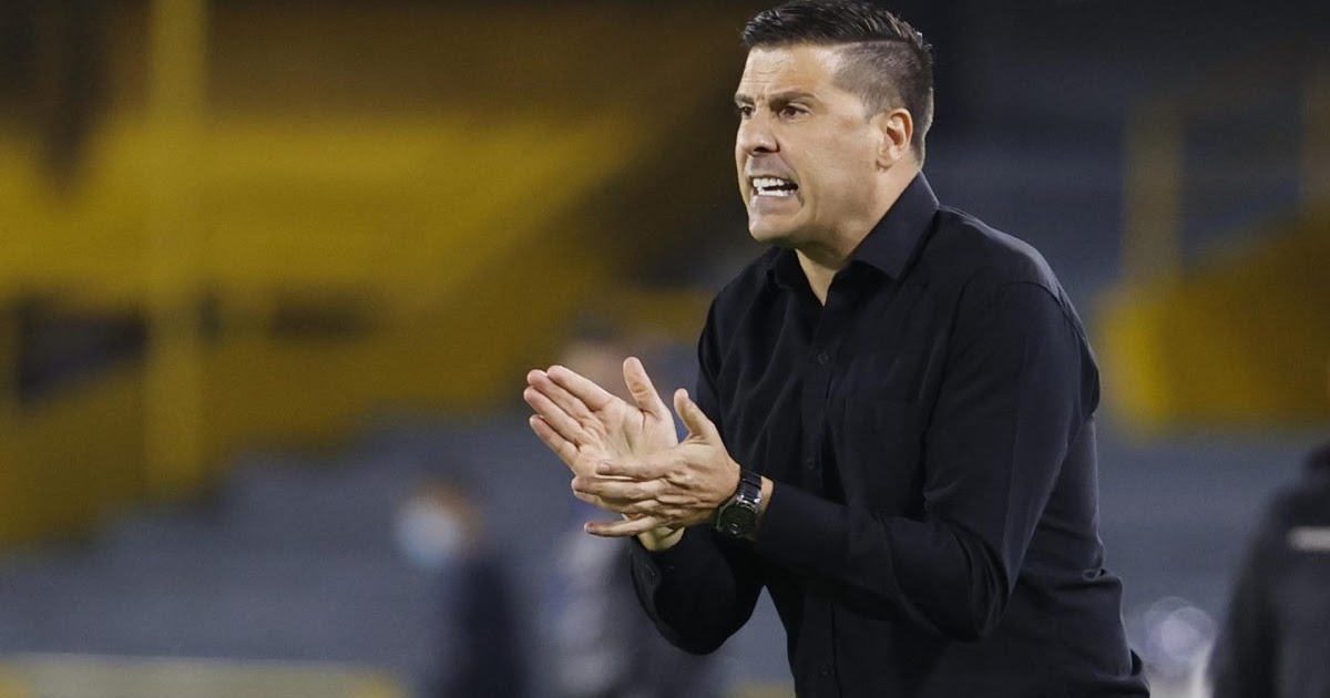 EdgardR's tweet photo. Juan Cruz Real, entrenador argentino, radicado en EE.UU. y con experiencia en la conducción de equipos como el Belgrano en su país y el América de Cali y Junior de Barranquilla en Colombia, es el nuevo seleccionador de Nicaragua. Reemplaza a Marco Antonio "El Fantasma" Figueroa. https://t.co/3mEHM0vbbC