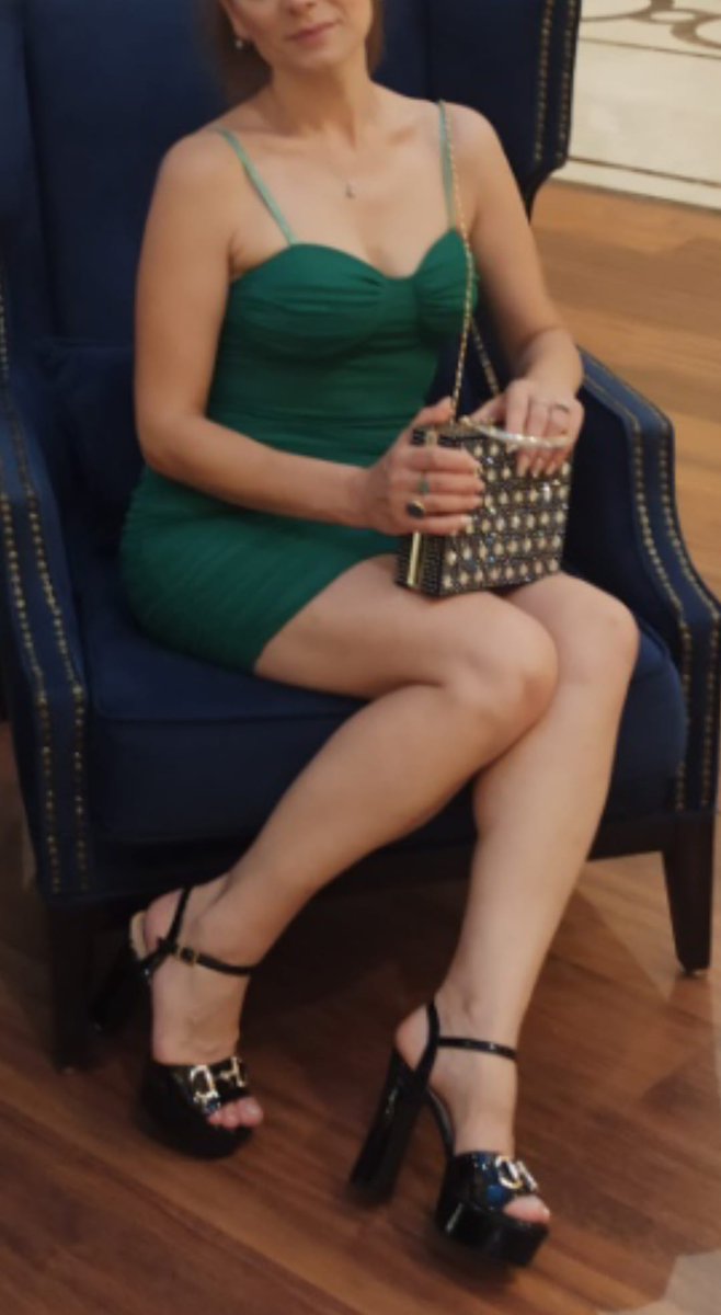 Ece Serhat cuckold/swing tweet media