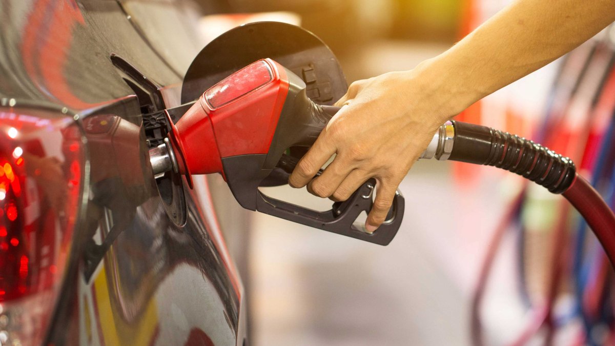 xavierfosterZX's tweet photo. TENSION: 🇺🇸🇮🇷 Brown researchers tracking gas price impact if Iran conflict escalates https://t.co/MLKdkY39ij