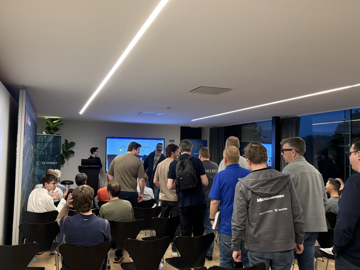Erik Moreau #MVP #MODERNDESKTOP 🇧🇪 tweet media