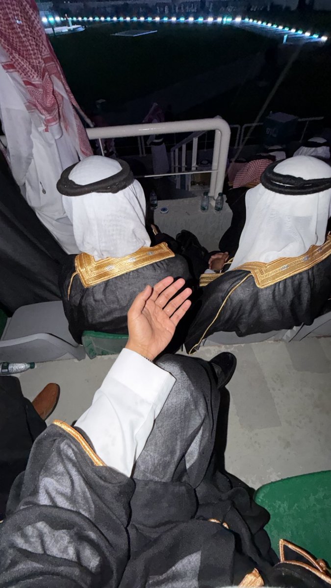 موهام tweet media