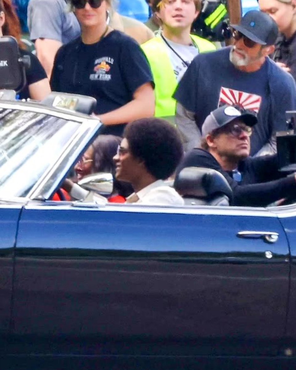 LuisMD só que o 2 tweet media