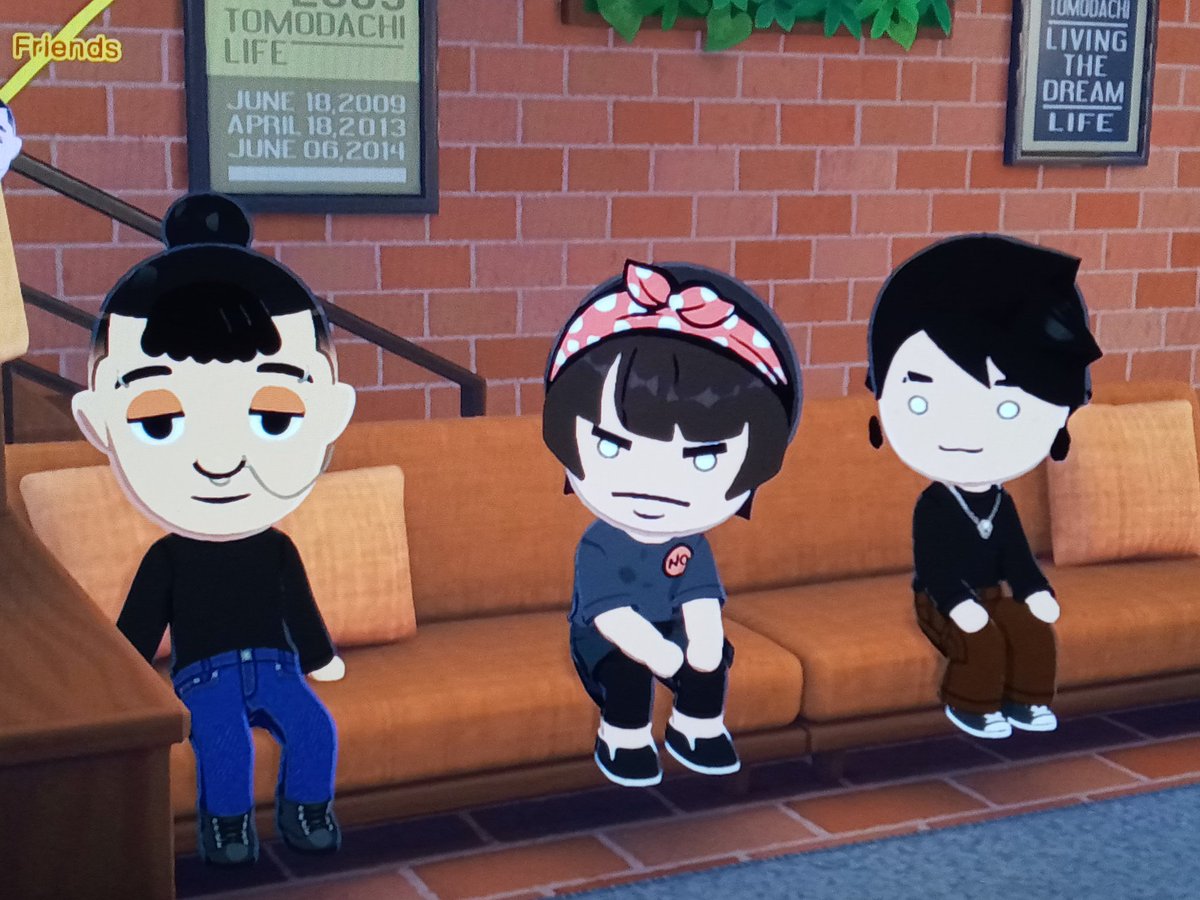 ingodingo_'s tweet photo. lesbian couch https://t.co/0TrMWEF6DT