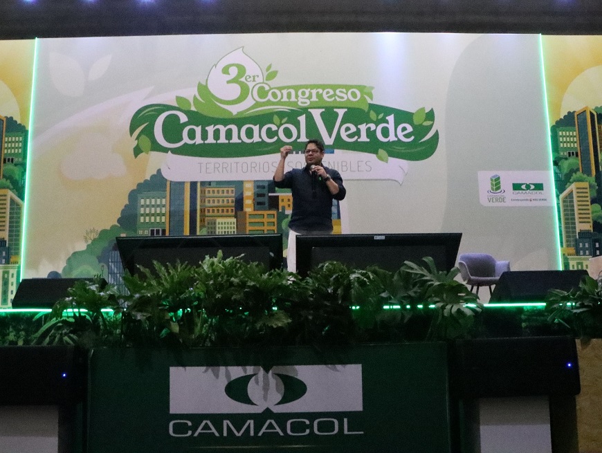 hoyconstruccion's tweet photo. 10 razones para asistir al ‘Congreso Camacol Verde’
El 14 y el 15 de mayo se llevará a cabo la cuarta versión del este congreso, en Medellín. @CamacolColombia https://t.co/TaL2nEbks8 https://t.co/QYLYXei9ws