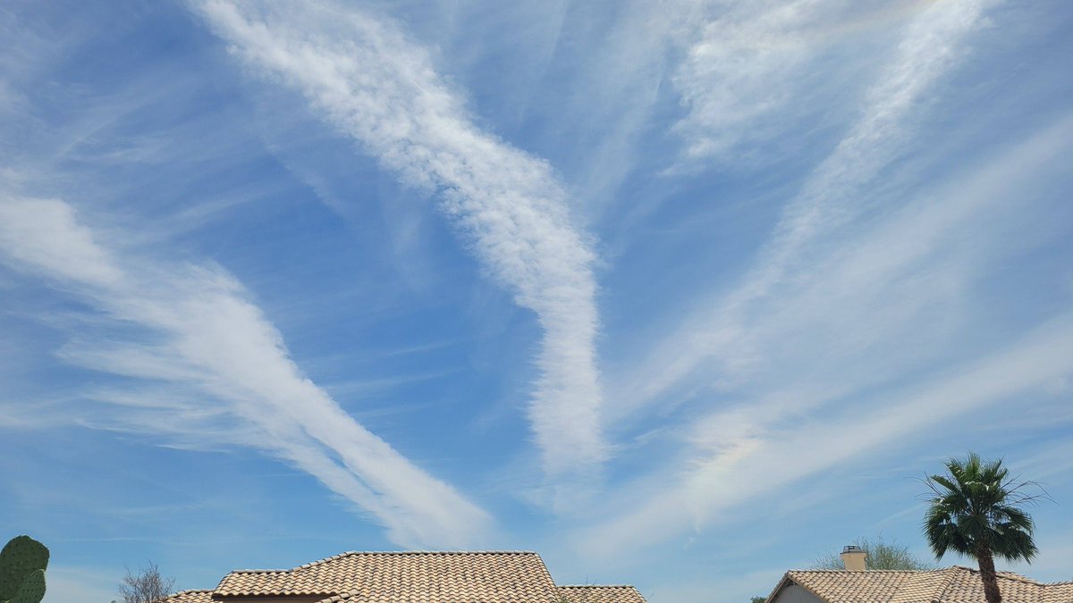 DELTA9_DELTA9's tweet image. Glendale Arizona getting pounded today #geoengineering