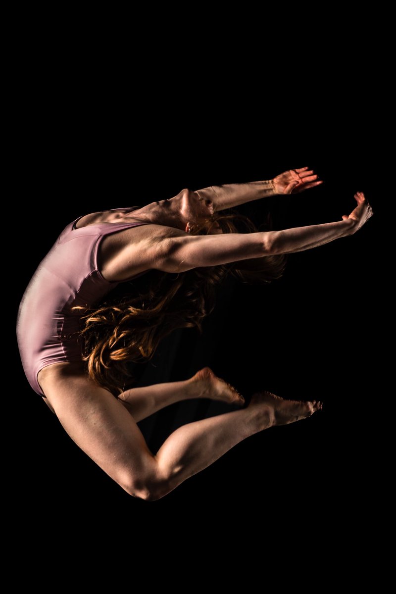 FuquanFerrell's tweet photo. You need more dance in your life… Here you go!

Models: @cecilydav 
📸 @sonyalpha A7rV w/ @tamronamericas 17-28
🔦 @godox_global 

#ForFuqsSake #Dance #dancephoto #dancephotoshoot https://t.co/KrZzCEkc5h