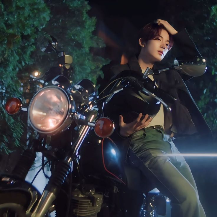 Luz | EN-⁷ tweet media