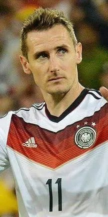 MathiasFysio's tweet photo. @cfcleah_ @lfc_lance Klose! https://t.co/Jkj2DSy8Z5