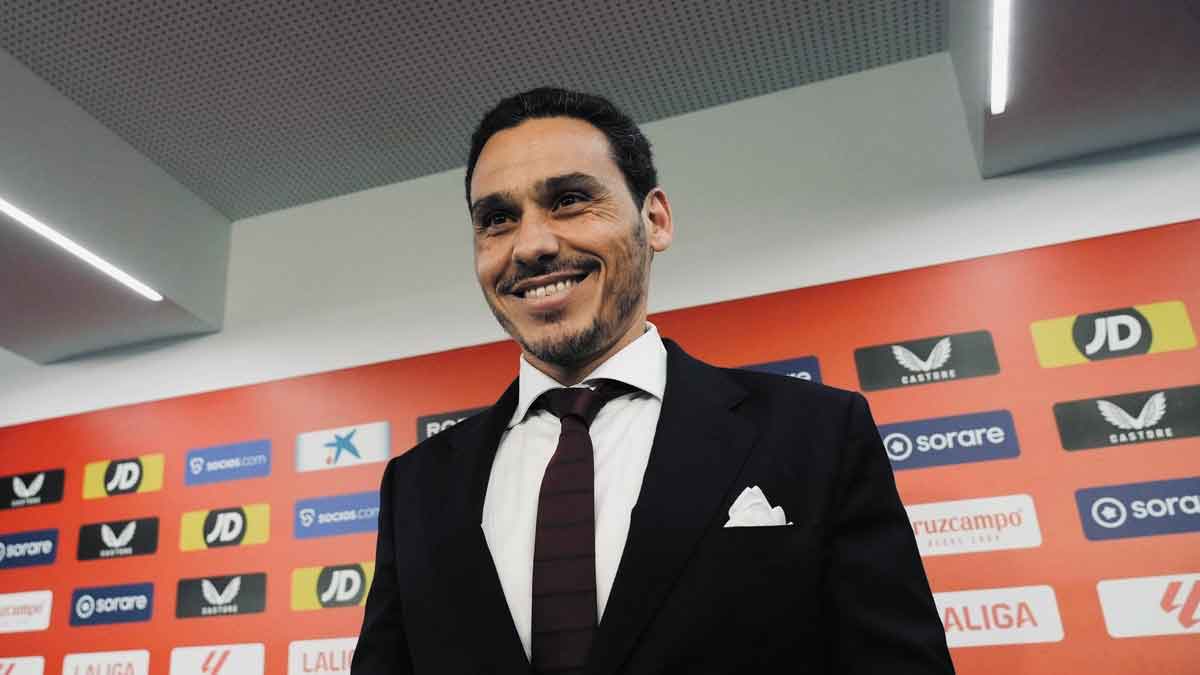 orgullobiri's tweet photo. 🔴 El Sevilla FC, al borde del colapso

Las sensaciones son terribles. Un equipo sin fútbol, superado por la situación y atrapado en un proyecto que hace tiempo dejó de existir.

Y sí: Junior es uno de los grandes responsables. Sus decisiones, su gestión y su incapacidad para sostener al club han llevado al Sevilla a este punto.

Una plantilla desbalanceada, un entrenador desbordado y una dirección que ha abandonado a la entidad. Así es imposible levantarse.

El sevillismo sigue ahí. El club, no.