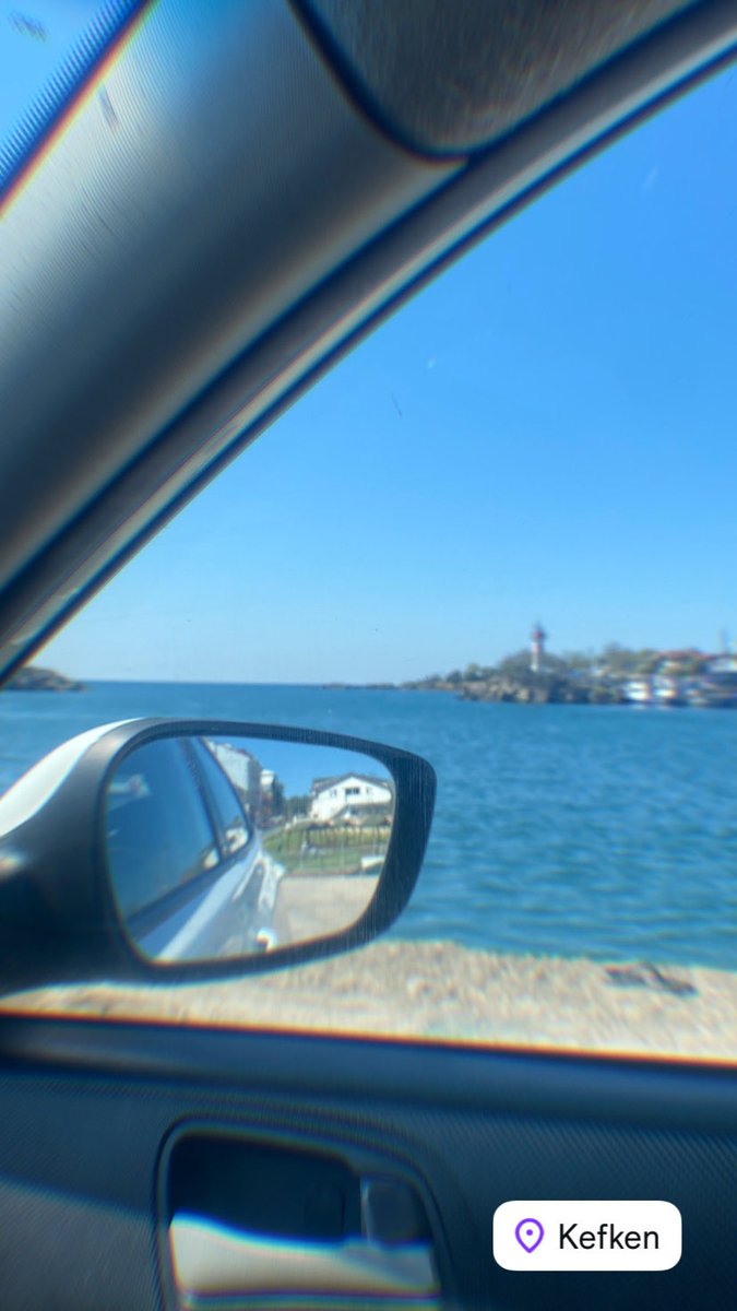 sahil boyunca dilimde ki o dua

" Dünyada bir evim olmadı Allahım yedi bahçeli cennetinde bir köşk isterim."