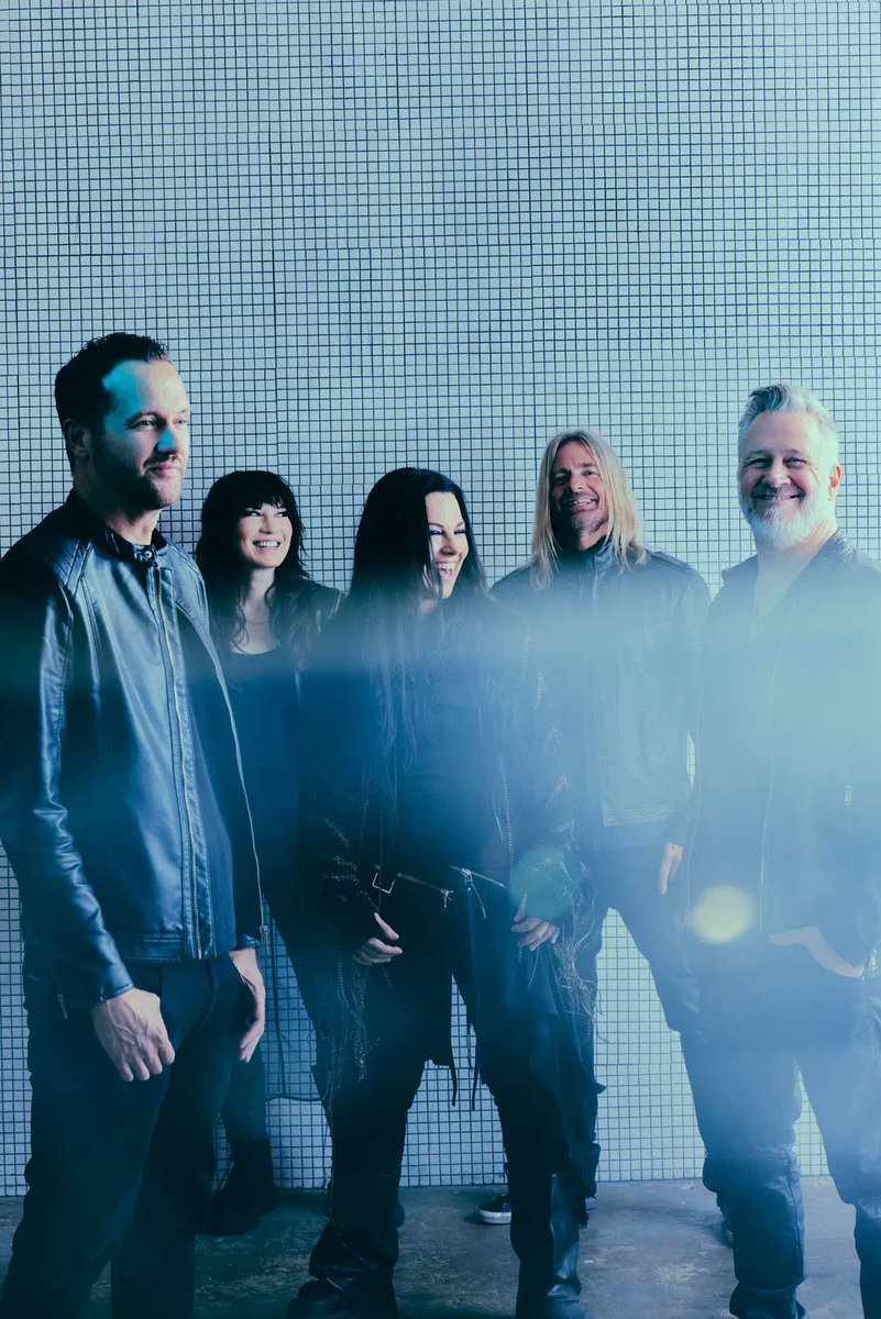 Evanescence Charts tweet media