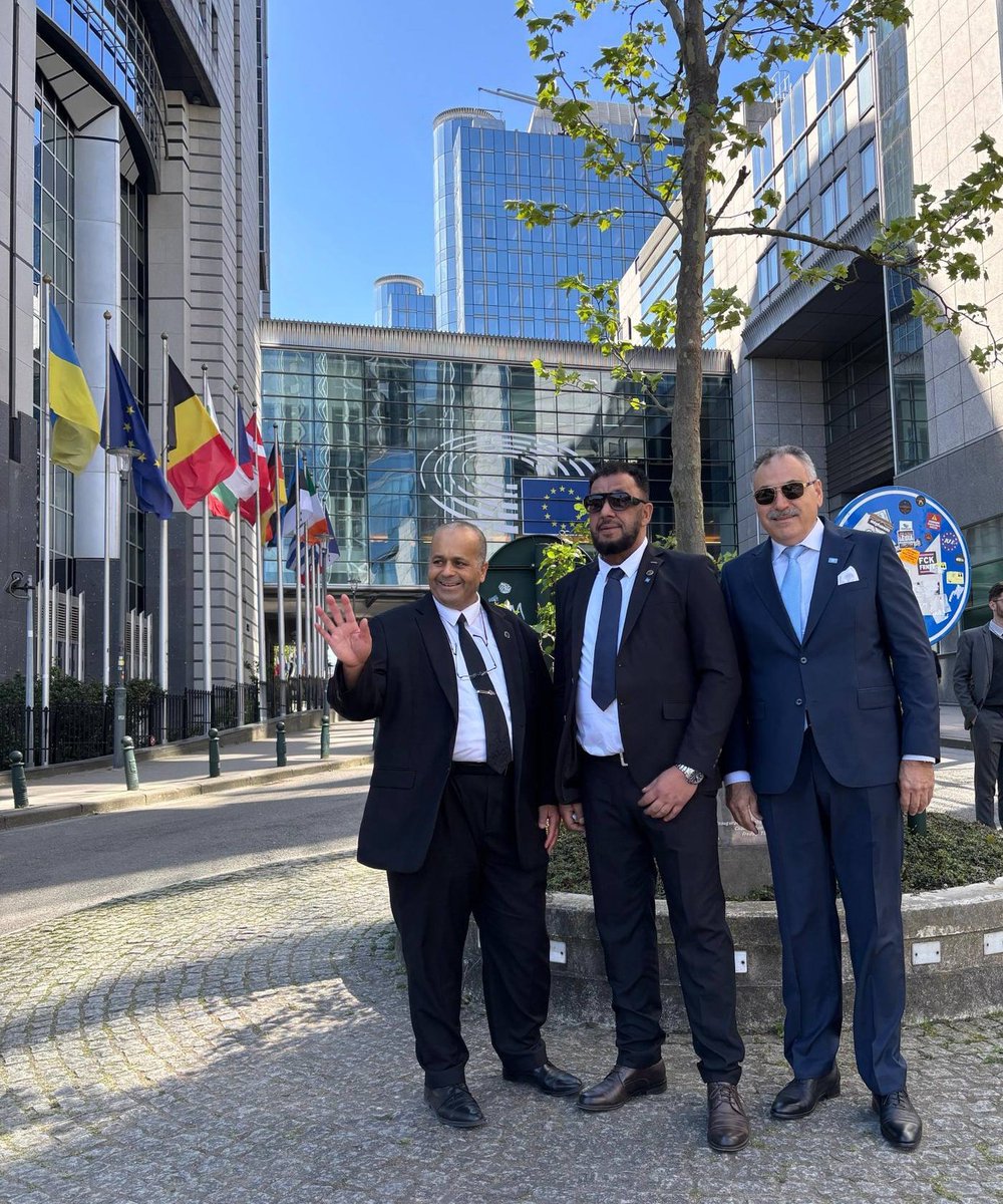 CONGRESSHIELD's tweet photo. وفد منظمة الدرع الدولية في زيارة البرلما�� الأوروبي في بروكسل
Delegation of the International Shield Organization Visits the European Parliament in Brussels
https://t.co/IDfYkeLBIx
#البرلمان_الأوروبي #بروكسل #الدبلوماسية #العلاقات_الدولية #منظمة_الدرع_الدولية
#التعاون_الدولي #حقوق_الإنسان #العمل_الإنساني
#صالح_محمد_ظاهر #منظمات_دولية
#الاتحاد_الأوروبي