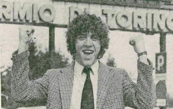 john_clubb's tweet image. 46 years ago tonight Paul Vaessen made a lot of people very proud. Juventus 0 The Arsenal 1. Lived the dream, if only for a while. I wish I could go back to 46 years ago tomorrow, when me &amp;amp; Little Lee were running about in the smelly Juventus shirt you brought back. RIP cuz. 🟡🔵