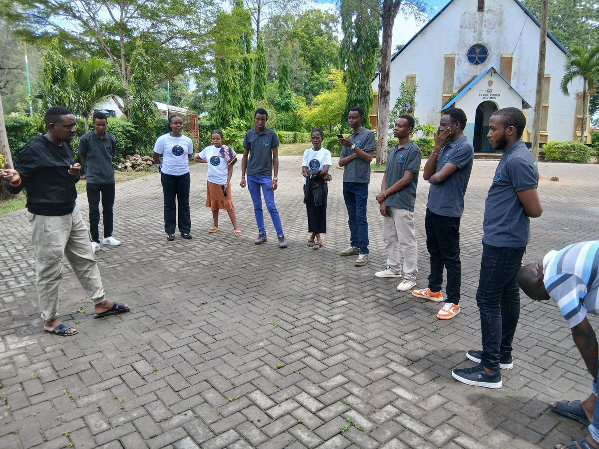 PwaniWiki's tweet image. Through every frame, we captured more than images,we captured moments, rituals , and rites. 📸✨ #PhotoWalk #CreativeJourney”#rabaimuseum #mnaranimuseum #wikilovesAfricacampaign