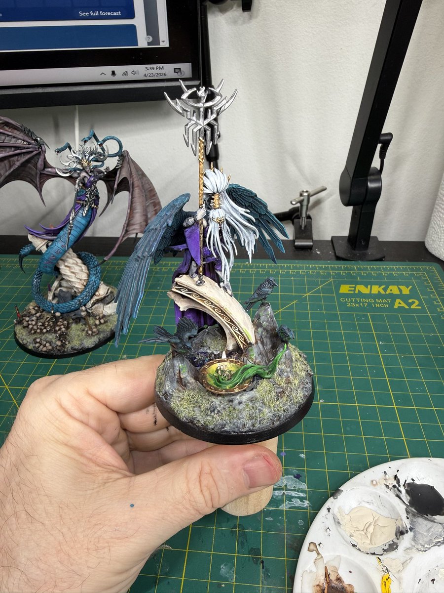 TBLHobbies's tweet photo. Finished up Krethusa the Croneseer for the Daughters of Khaine commission #daughtersofkhaine #warhammercommunity #warhammer #aos #ageofsigmar #gamesworkshop https://t.co/7DyGamrphj