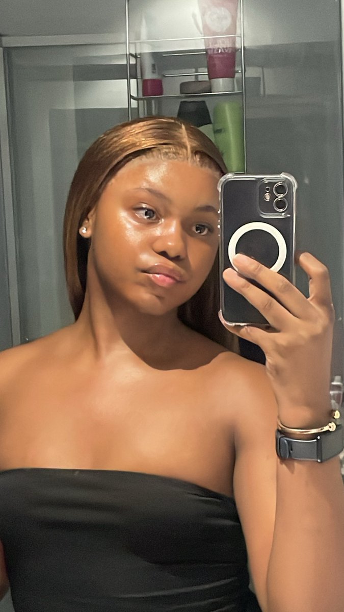 trans mona lisa tweet media