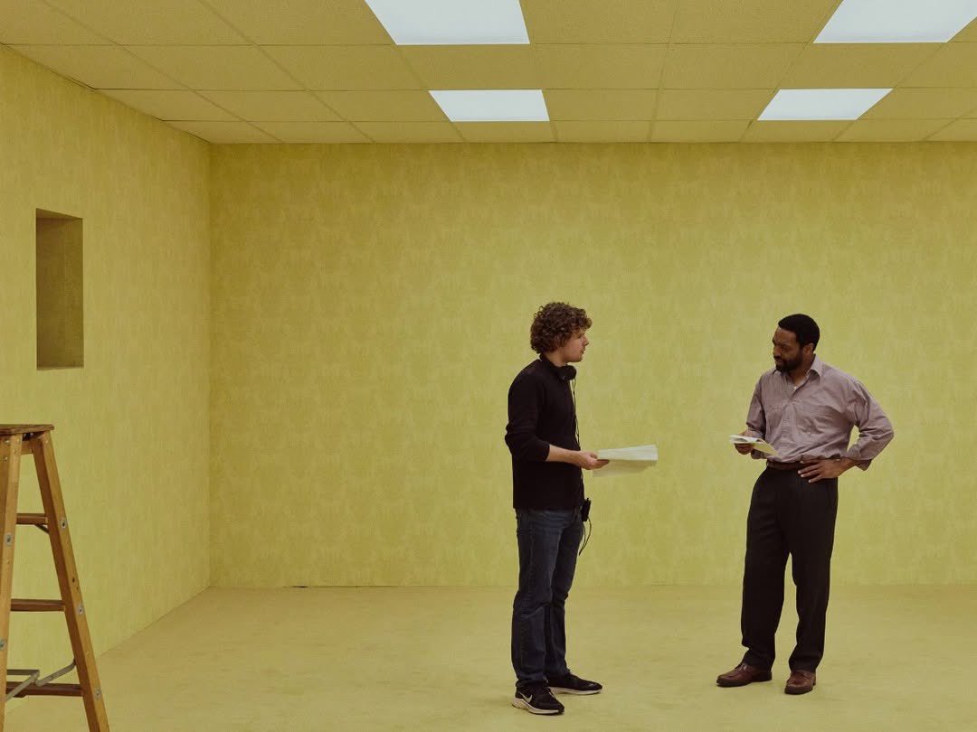 Exclusive behind the scenes photo for ‘BACKROOMS’ with Kane Parsons on set with Chiwetel Ejiofor.

Via <a href="/IMDb/">IMDb</a>