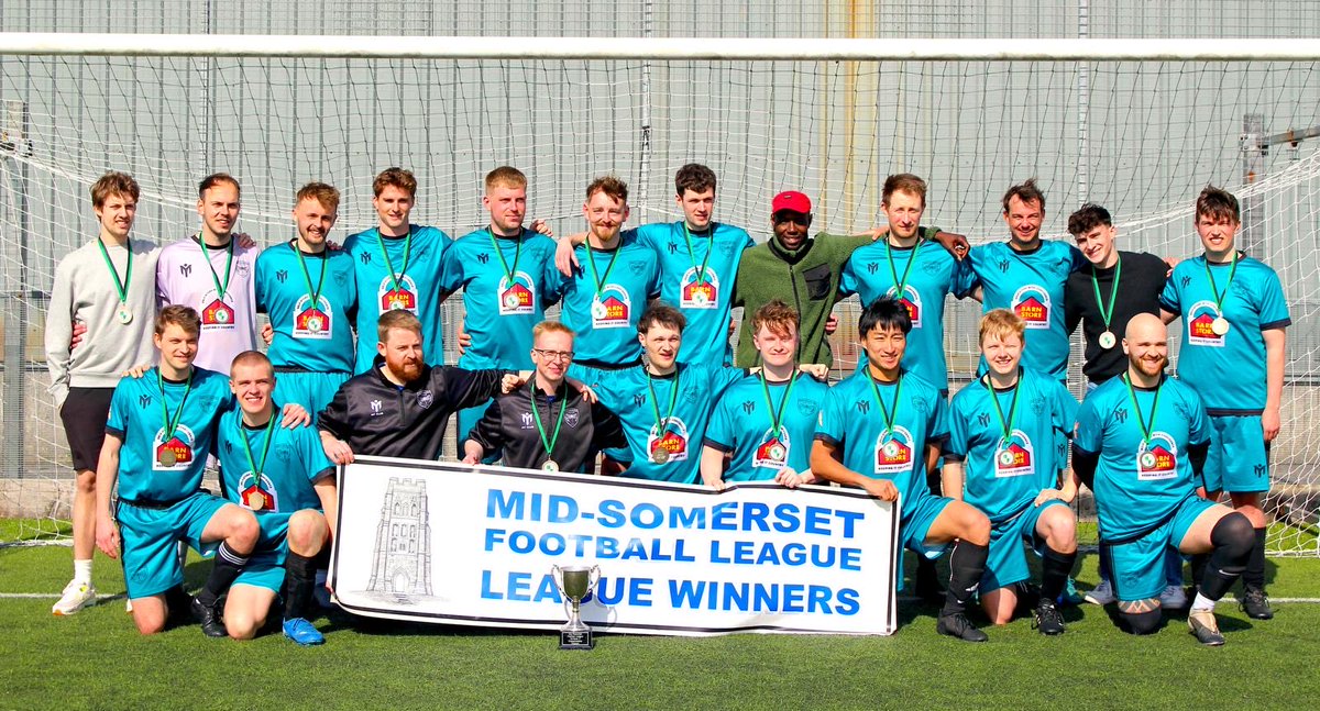 WrithyUnited's tweet photo. Couple of snaps from our League title trophy celebrations on Saturday, following a narrow 1-0 win against Chilcompton A 🏆🐉 https://t.co/iZRLrBnEhV