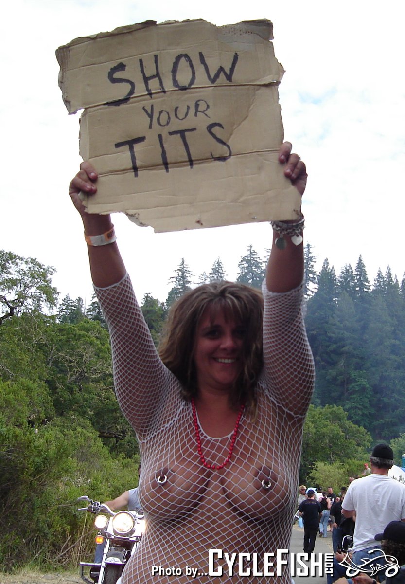 CycleFishEvents's tweet photo. https://t.co/LnWgOlNJEn continues Throwback Thursday with these Wild Biker Girls from the 2026 Redwood Run!
#titflashing #titsout #wildbikergirls https://t.co/KSX7NO6UE1