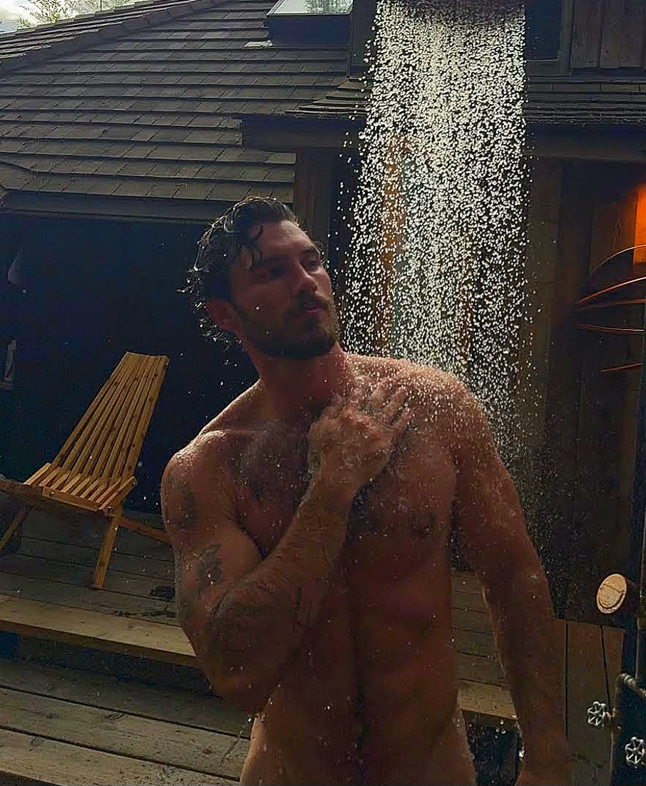 𝒆𝒍𝒍𝒊𝒐𝒕 tweet media