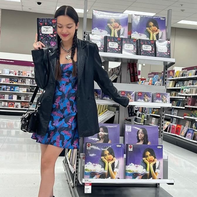 estrela ganhou oi da liv! tweet media