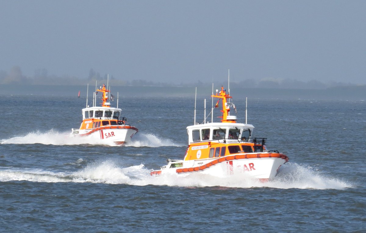 TeetrinkenderSeenotretter tweet media