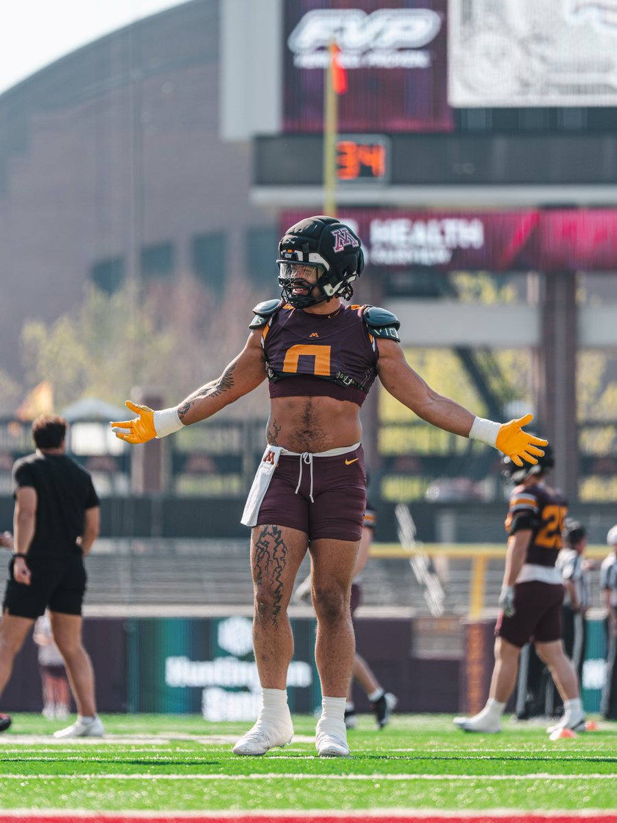 Minnesota Football tweet media